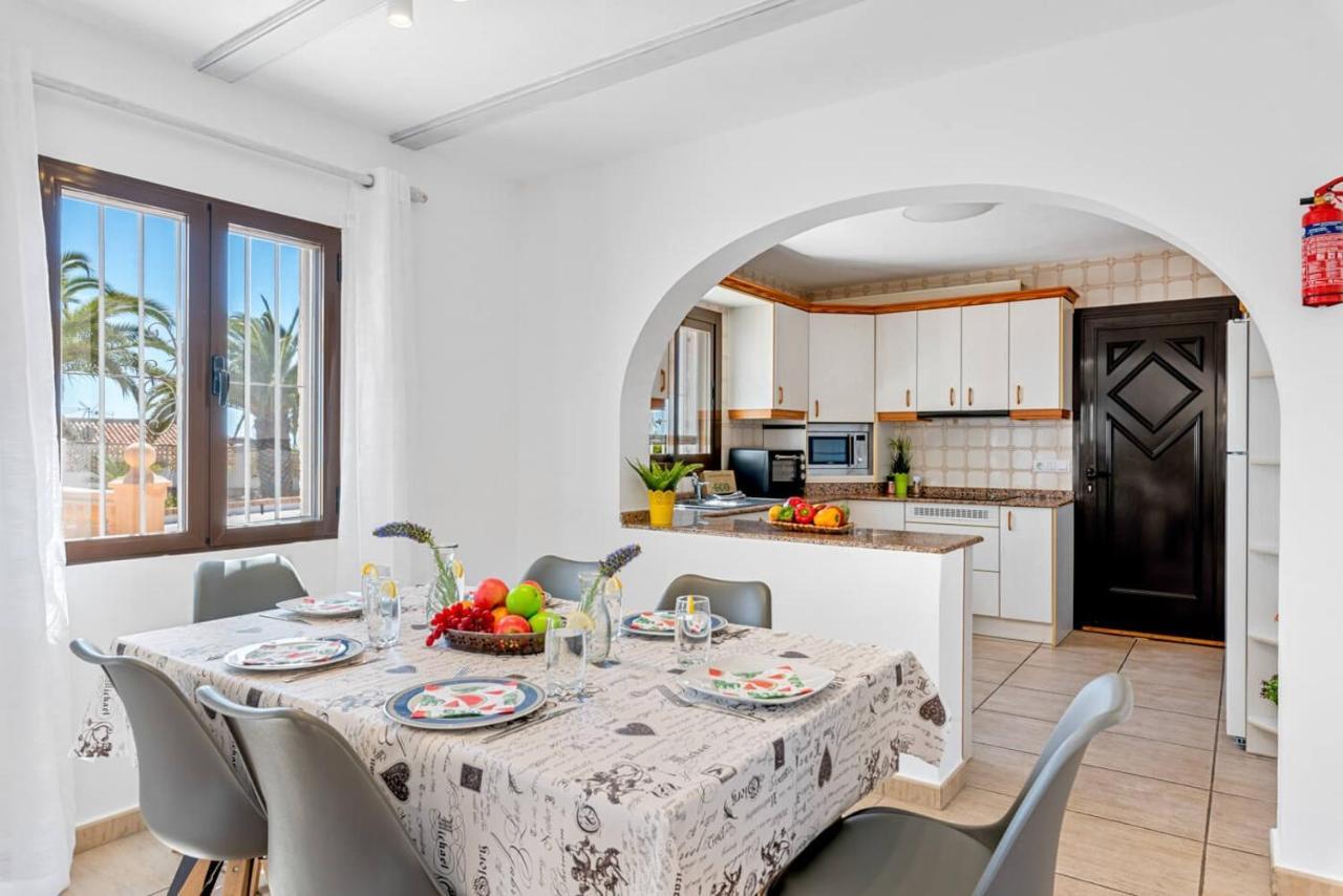 Villa Meile - Plusholidays Калпе Екстериор снимка