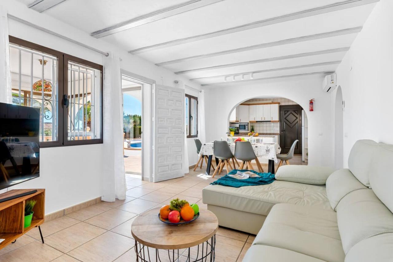 Villa Meile - Plusholidays Калпе Екстериор снимка